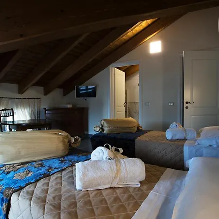Farm stay Agriturismo Tenuta Casteldardo *